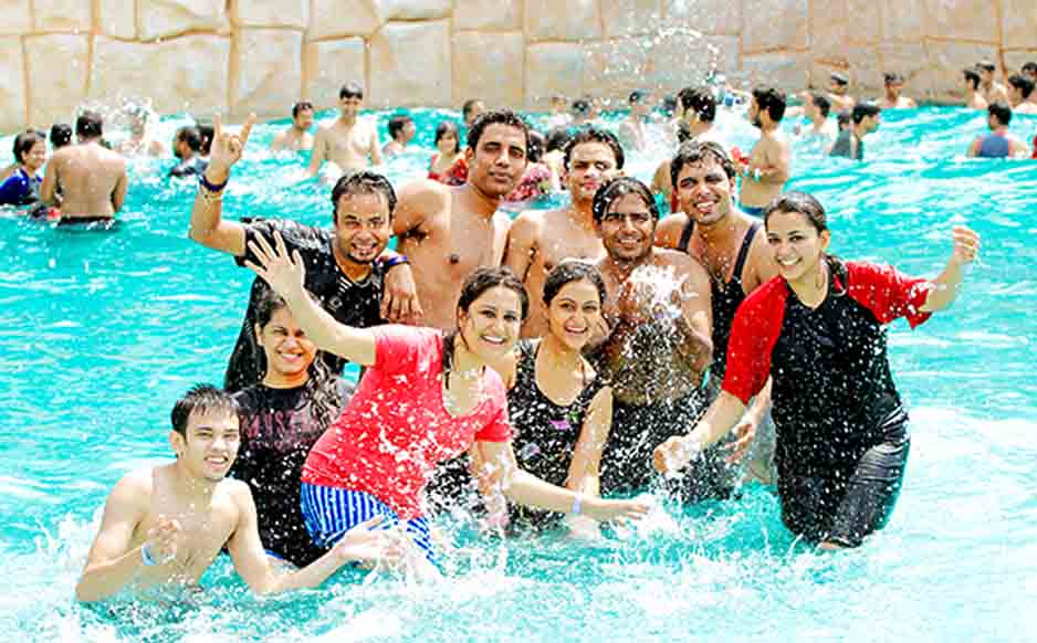 Escape the City Heat: Chill Out at These Top Waterparks in Gurgaon 2023 - Flight Booking, Hotel Booking, Tour Packages