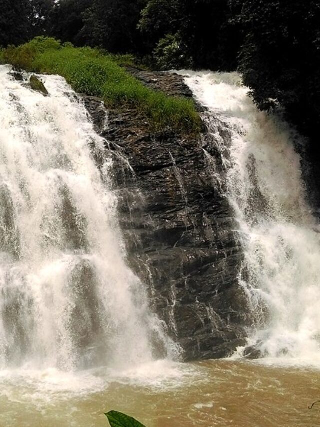 1024px-Abbey_falls_coorg