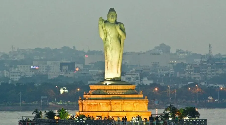 buddha statue