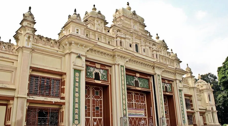 jaganmohan palace